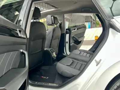 Volkswagen CC 2024, 50000 км, за 136800 CNY - фото 9