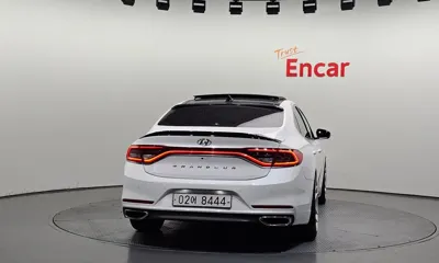 Hyundai Grandeur 2017, 111543 км, за 15500000 KRW