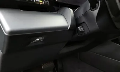 BMW 5-Series 2024, 15721 км, за 53500000 KRW - фото 27