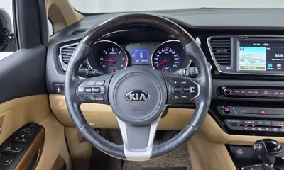 Kia Canival 2016, 108972 км, за 14500000 KRW - фото 13