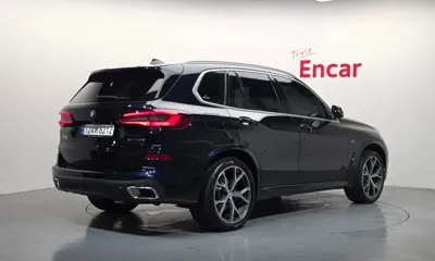 BMW X5 2023, 28727 км, за 88900000 KRW