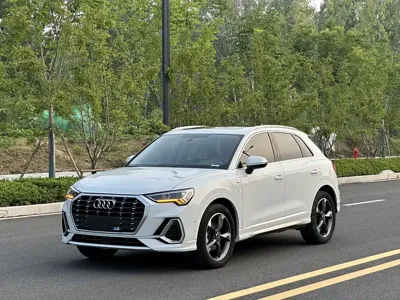 Audi Q3 · 2022 год
