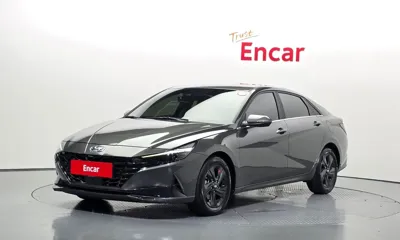Hyundai Avante · 2022 год
