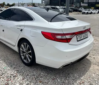 Hyundai Grandeur 2015, 169102 км, за 7000000 KRW