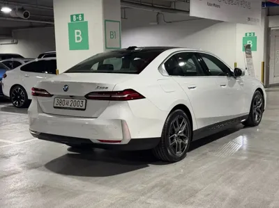 BMW 5-Series 2025, 4370 км, за 67000000 KRW