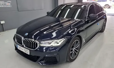 BMW 5-Series · 2022 год