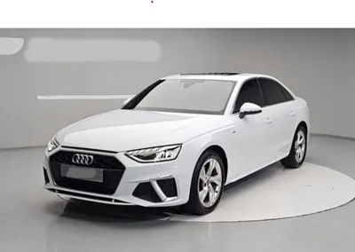 Audi A4 · 2021 год