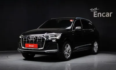 Audi Q7 · 2022 год