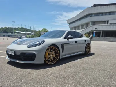 Porsche Panamera · 2014 год