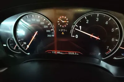 BMW 5 Series 2018, 110500 км, за 147540.36 CNY - фото 15