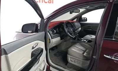 Kia Canival 2017, 203096 км, за 6900000 KRW - фото 10