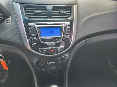 Hyundai Accent 2011, 130259 км, за 3700000 KRW - фото 8