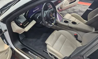 Porsche Taycan 2025, 30000 км, за 173000000 KRW