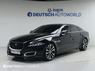 Jaguar XJ · 2019 год