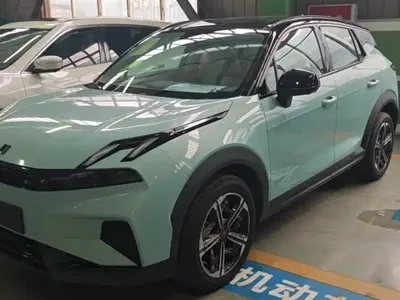 Lynk & Co 06 EM-P · 2026 год