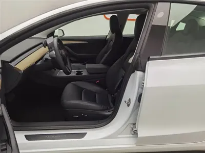 Tesla Model 3 2021, 89900 км, за 103800 CNY - фото 10