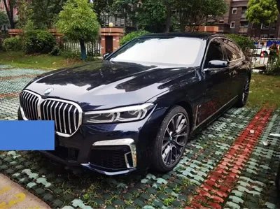 BMW 7 Series · 2021 год