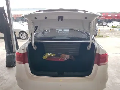 Volkswagen Santana 2014, 57200 км, за 16700 CNY - фото 19