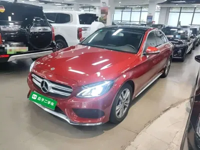 Mercedes-Benz C-Class · 2017 год