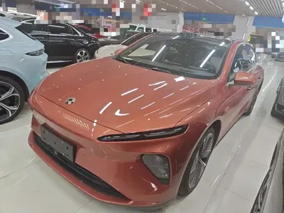 Nio ET7 · 2022 год