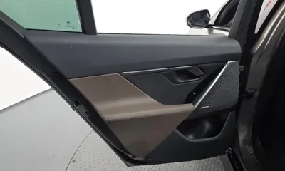 BMW 5-Series 2025, 9727 км, за 99990000 KRW - фото 25