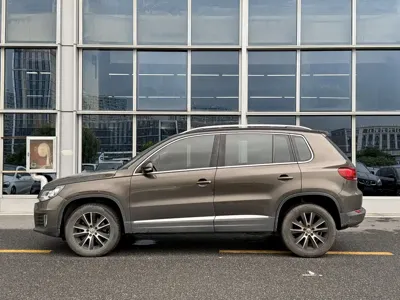 Volkswagen Tiguan 2013, 132000 км, за 22000 CNY