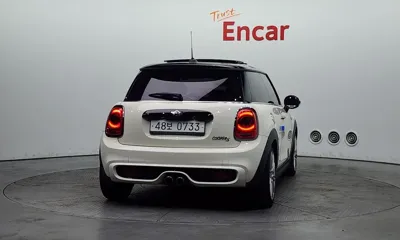 MINI Cooper 2016, 100853 км, за 8900000 KRW