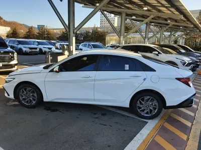 Hyundai Avante 2026, 5 км, за 6900000 KRW - фото 5