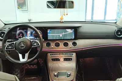 Mercedes-Benz E-Class 2020, 63500 км, за 249002.82 CNY - фото 12