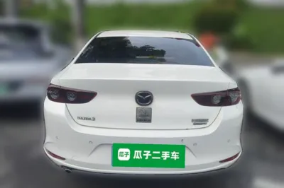 Mazda Mazda 3 Axela 2023, 28800 км, за 79617.82 CNY