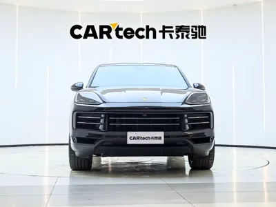 Porsche Cayenne 2024, 38000 км, за 698000 CNY
