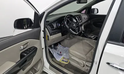 Kia Canival 2018, 172741 км, за 9300000 KRW - фото 10