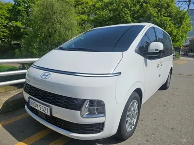 Hyundai Staria · 2026 год
