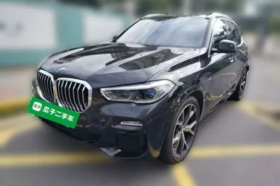 BMW X5 · 2021 год