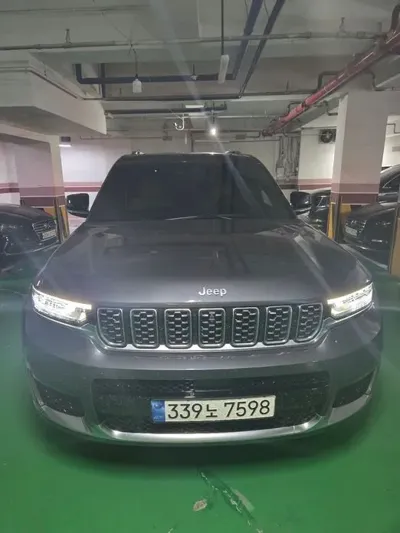 Jeep Cherokee · 2023 год