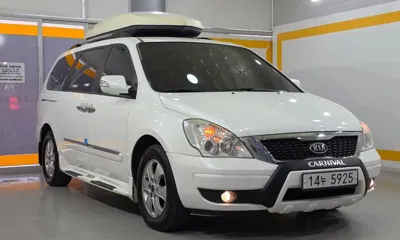 Kia Canival 2012, 168963 км, за 4500000 KRW - фото 3