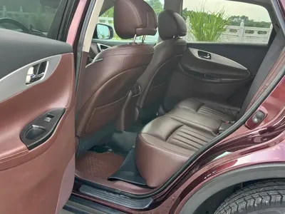 Infiniti QX50 2015, 90000 км, за 41800 CNY - фото 8