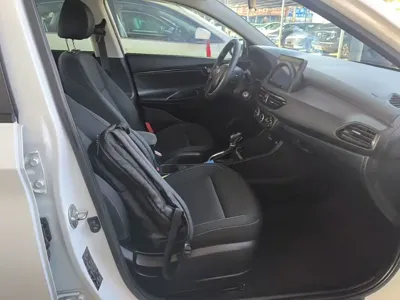 Hyundai Elantra 2022, 72400 км, за 40500 CNY - фото 25