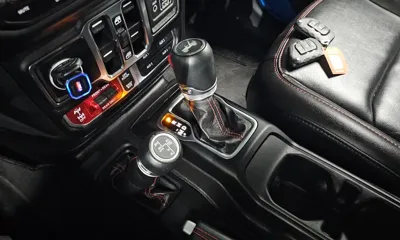 Jeep Wrangler 2023, 60061 км, за 48500000 KRW - фото 9