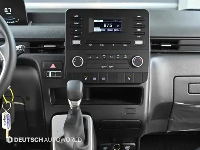 Hyundai Staria 2025, 7200 км, за 25800000 KRW - фото 14