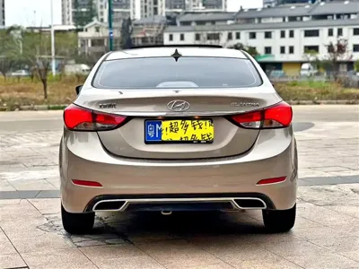 Hyundai Elantra Langdong 2017, 140000 км, за 25800 CNY - фото 6