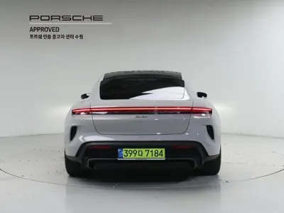 Porsche Taycan 2025, 7945 км, за 207000000 KRW