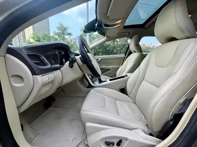 Volvo S60 2014, 100000 км, за 28000 CNY - фото 7