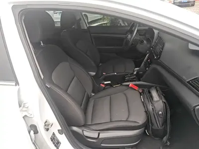 Hyundai Elantra 2019, 92800 км, за 41000 CNY - фото 25