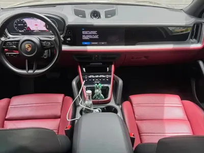 Porsche Cayenne 2024, 70000 км, за 680000 CNY - фото 20