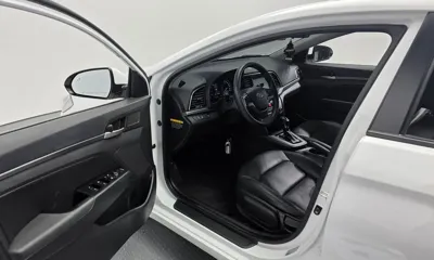 Hyundai Avante 2017, 138143 км, за 8300000 KRW - фото 10