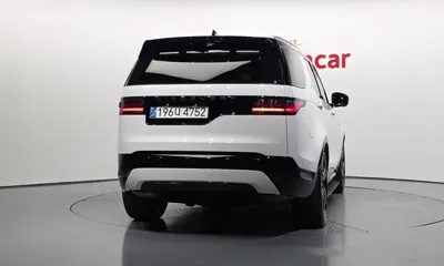 Land Rover Discovery 2024, 15281 км, за 76000000 KRW