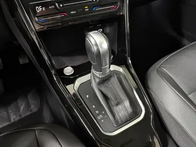 Volkswagen T-Roc 2022, 32000 км, за 117800 CNY - фото 16