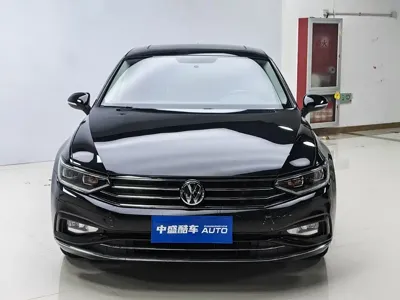 Volkswagen Magotan 2020, 93000 км, за 69800 CNY