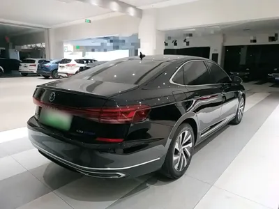 Volkswagen Passat New Energy 2022, 81500 км, за 111948.96 CNY - фото 6
